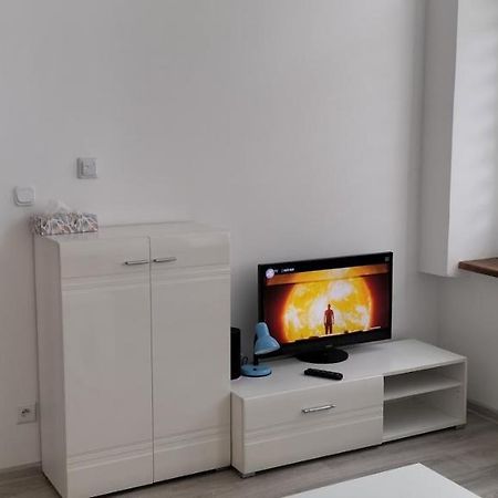 Kawalerka Blisko Gor Appartement Glucholazy Buitenkant foto